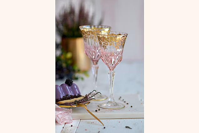 Elegant Spring-SC Wine Glasses 220ml with Gold