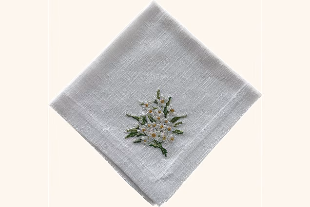 Embroidered Napkin - Daisy Bouquet