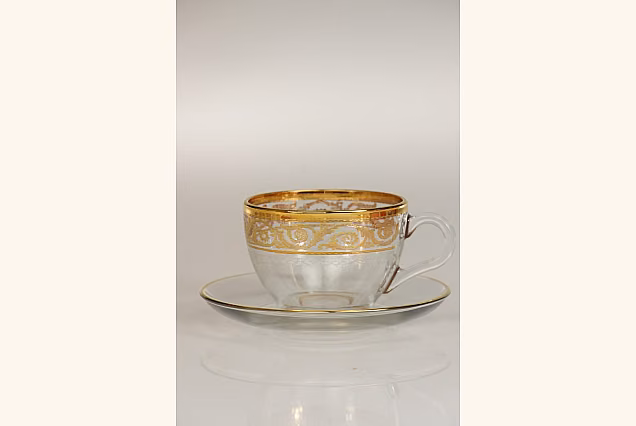 Volga Gold-VGH Large Cups with Saucers