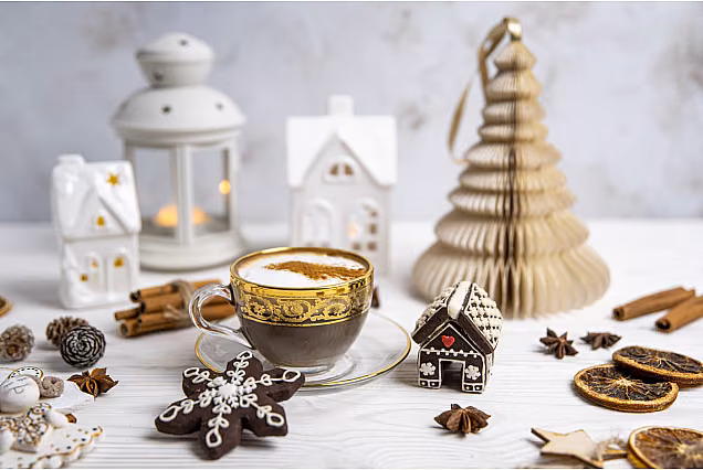 Volga Gold-VGI Small Cups with Saucers